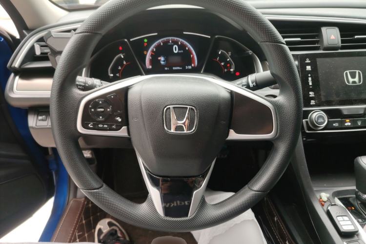 Used Honda Civic 2019 220TURBO CVT Dynamic Edition China VI Emission Standard Steering Wheel