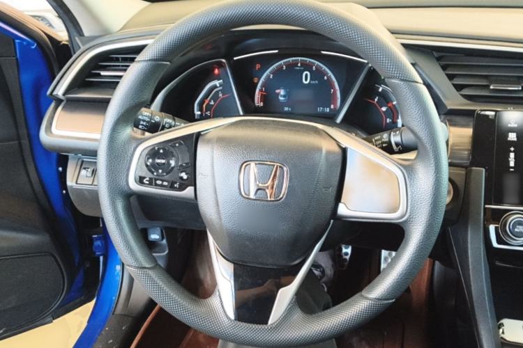 Used Honda Civic 2019 220TURBO CVT Dynamic Edition China VI Emission Standard Steering Wheel