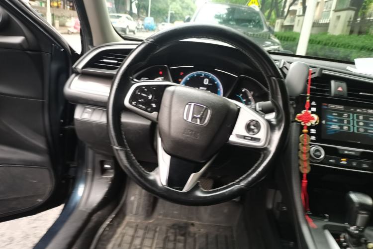 Used Honda Civic 2019 220TURBO CVT Power Edition China VI Emission Standard Steering Wheel