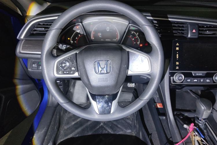 Used Honda Civic 2019 220TURBO CVT Dynamic Edition China VI Emission Standard Steering Wheel