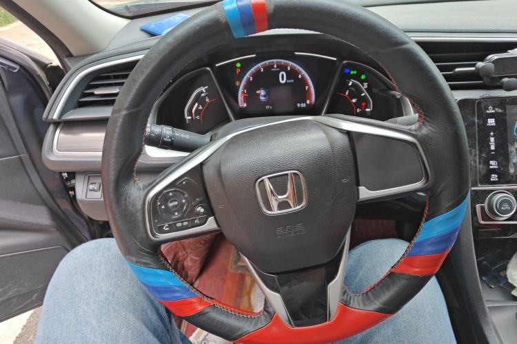 Used Honda Civic 2019 220TURBO CVT Dynamic Edition China VI Emission Standard Steering Wheel