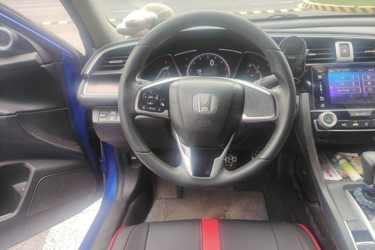 Used Honda Civic 2019 220TURBO CVT Dynamic Edition China VI Emission Standard Steering Wheel