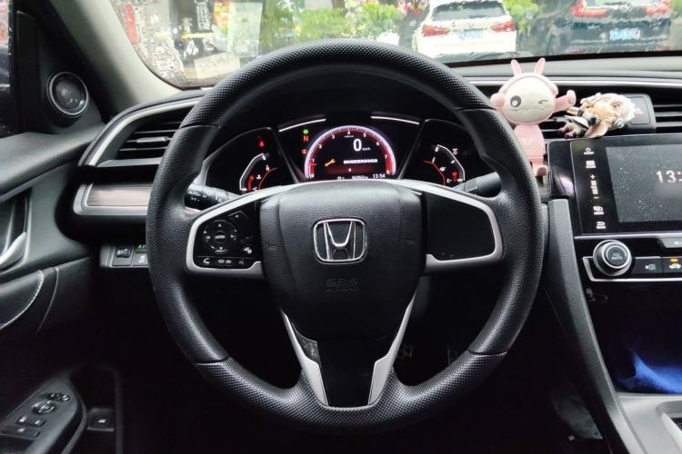 Used Honda Civic 2019 220TURBO CVT Dynamic Edition China VI Emission Standard Steering Wheel
