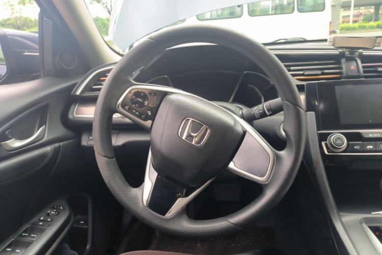 Used Honda Civic 2019 220TURBO CVT Dynamic Edition China V Steering Wheel