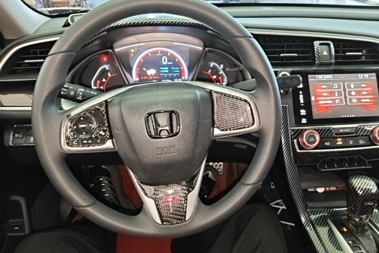 Used Honda Civic 2019 220TURBO CVT Dynamic Edition China V Emission Standard Steering Wheel