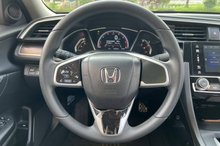 Used Honda Civic 2019 220TURBO CVT Dynamic Edition China VI Emission Standard Steering Wheel