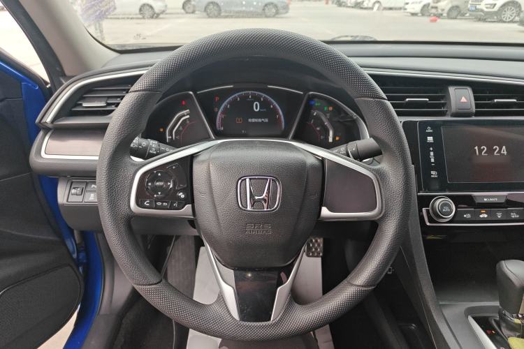 Used Honda Civic 2019 220TURBO CVT Dynamic Edition China VI Emission Standard Steering Wheel