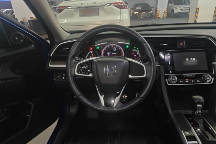 Used Honda Civic 2019 220TURBO CVT Dynamic Edition China VI Emission Standard Steering Wheel