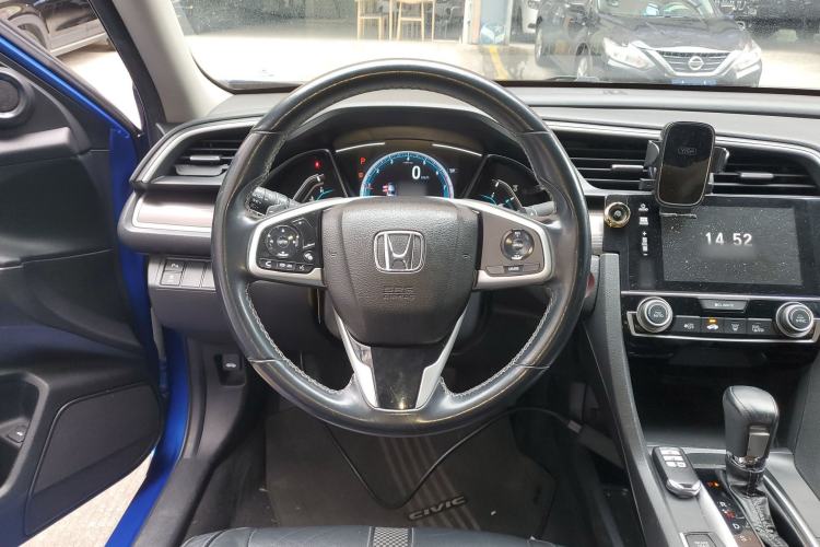 Used Honda Civic 2019 220TURBO CVT Power Edition China VI Emission Standard Steering Wheel