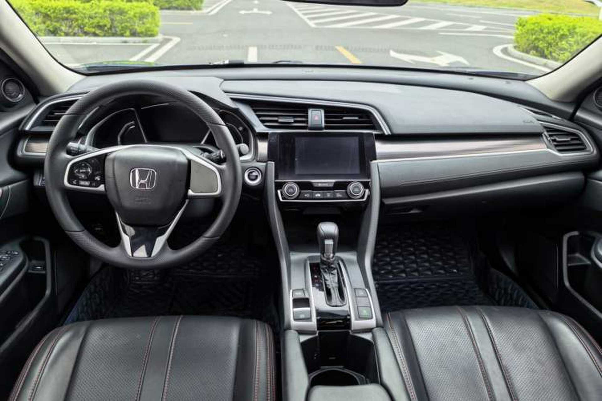 Used Honda Civic 2019 220TURBO CVT Dynamic Edition China VI Steering Wheel