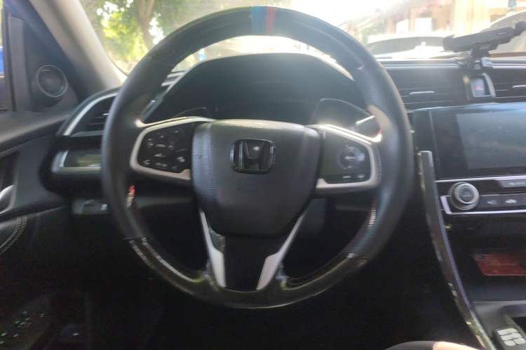 Used Honda Civic 2019 220TURBO CVT Dynamic Edition China VI Steering Wheel