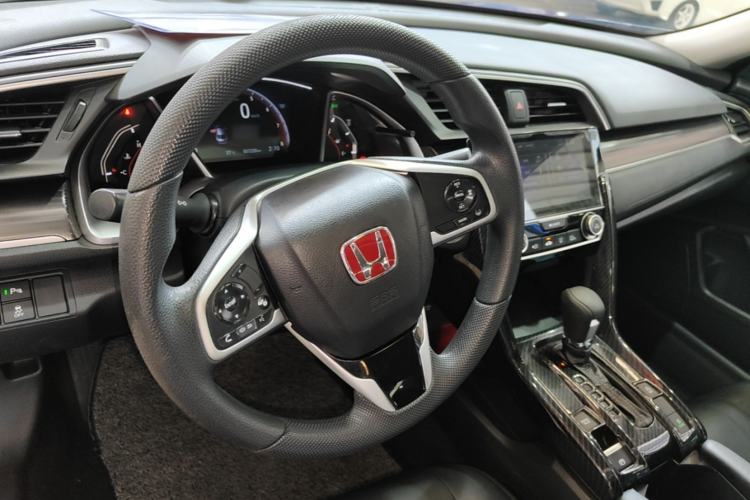 Used Honda Civic 2019 220TURBO CVT Dynamic Edition China VI Emission Standard Steering Wheel