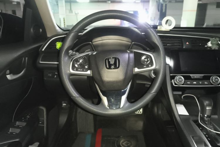 Used Honda Civic 2019 220TURBO CVT Dynamic Edition China VI Emission Standard Steering Wheel