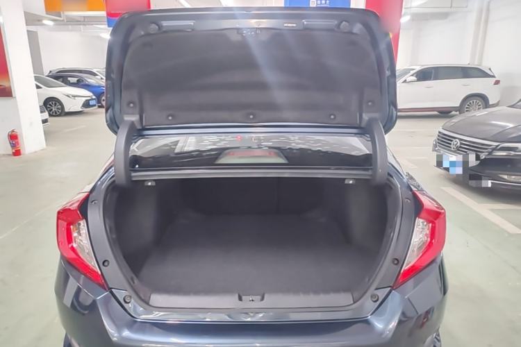 Used Honda Civic 2019 220TURBO CVT Dynamic Edition China V Emission Standard Trunk