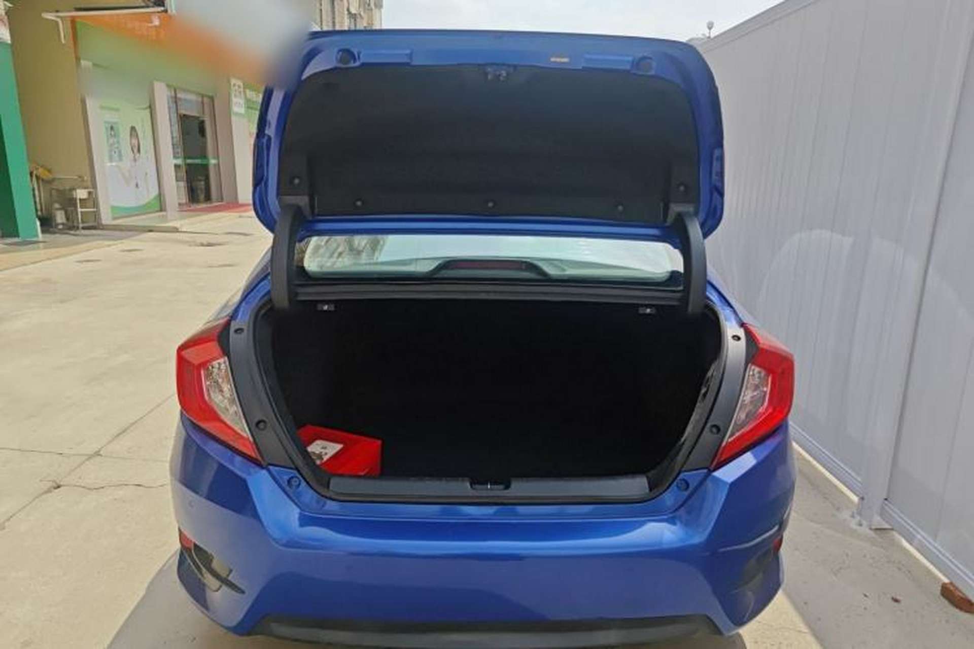 Used Honda Civic 2019 220TURBO CVT Dynamic Edition China VI Trunk