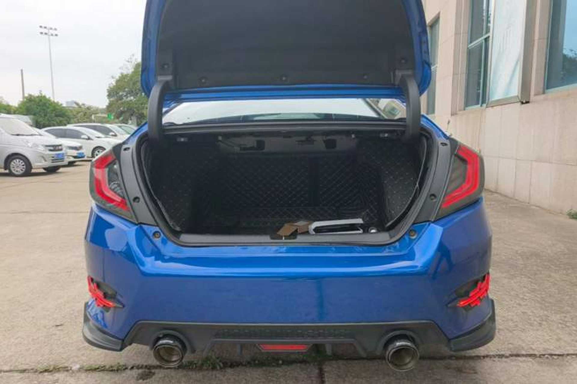 Used Honda Civic 2019 220TURBO CVT Dynamic Edition China VI Trunk