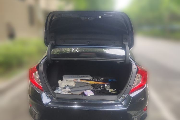 Used Honda Civic 2019 220TURBO CVT Dynamic Edition China V Trunk