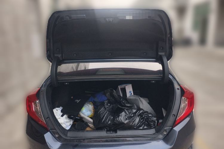 Used Honda Civic 2019 220TURBO CVT Dynamic Edition China VI Trunk