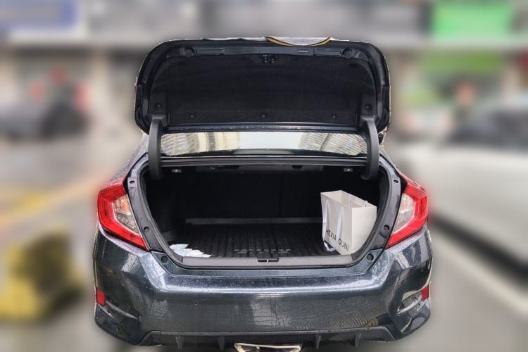 Used Honda Civic 2019 220TURBO CVT Dynamic Edition China VI Emission Standard Trunk