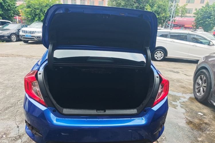 Used Honda Civic 2019 220TURBO CVT Dynamic Edition China V Trunk