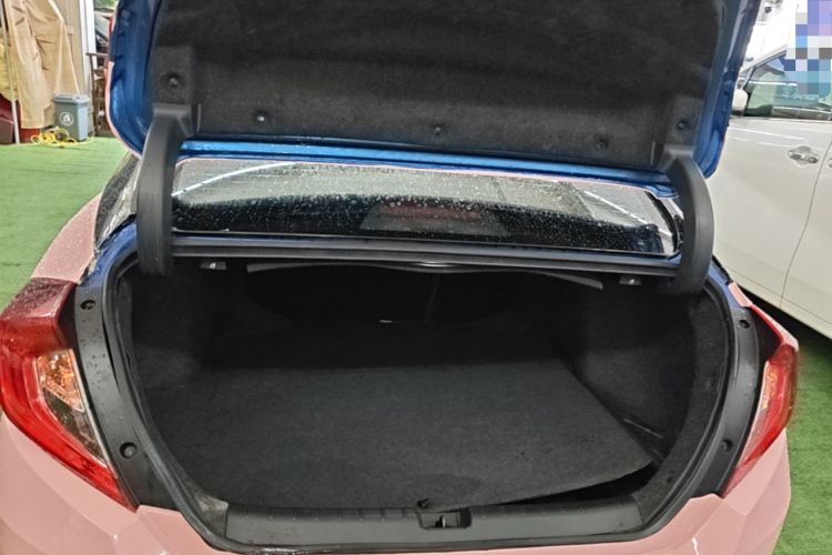 Used Honda Civic 2019 220TURBO CVT Dynamic Edition China V Emission Standard Trunk