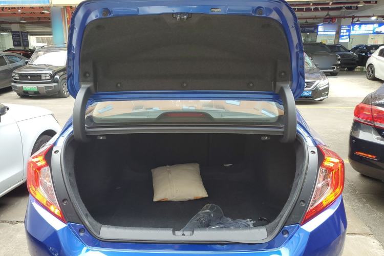 Used Honda Civic 2019 220TURBO CVT Power Edition China VI Emission Standard Trunk