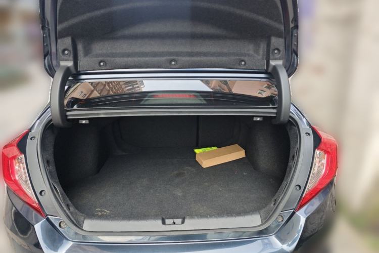 Used Honda Civic 2019 220TURBO CVT Dynamic Edition China VI Emission Standard Trunk