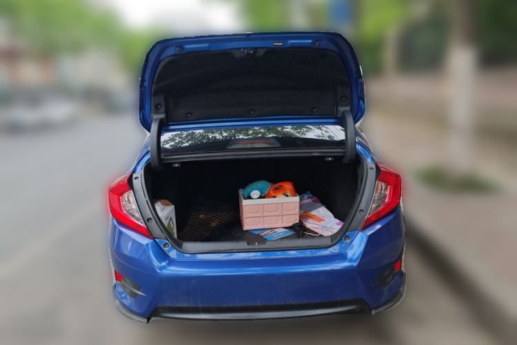 Used Honda Civic 2019 220TURBO CVT Dynamic Edition China VI Trunk