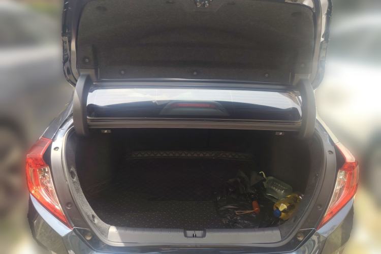 Used Honda Civic 2019 220TURBO CVT Dynamic Edition China VI Trunk