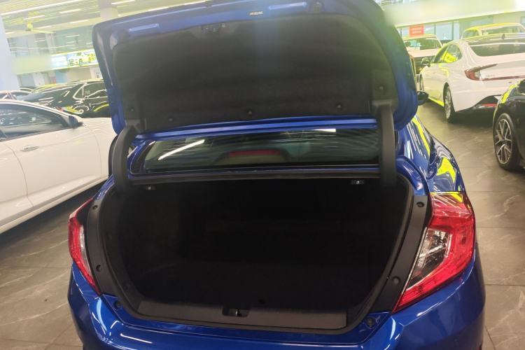 Used Honda Civic 2019 220TURBO CVT Dynamic Edition China V Trunk