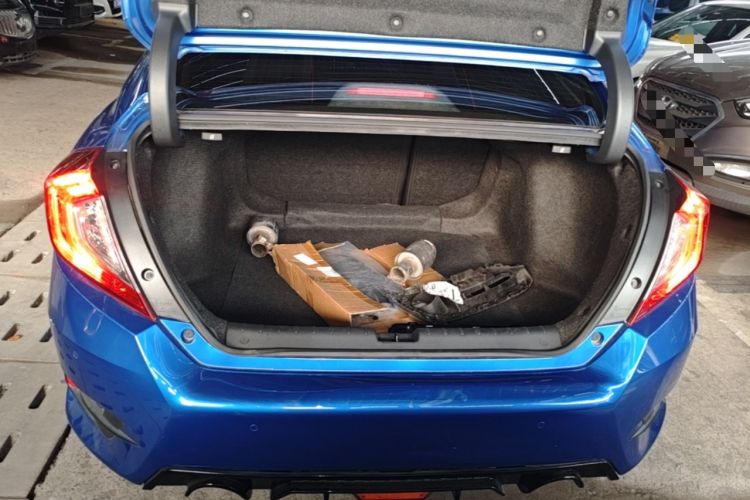 Used Honda Civic 2019 220TURBO CVT Dynamic Edition China VI Trunk