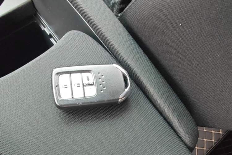 Used Honda Civic 2019 220TURBO CVT Dynamic Edition China VI Emission Standard Vehicle Key