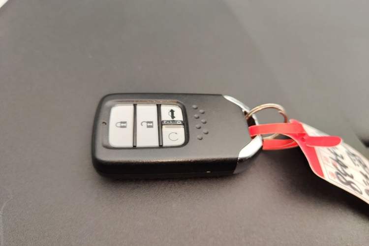 Used Honda Civic 2019 220TURBO CVT Dynamic Edition China VI Emission Standard Vehicle Key