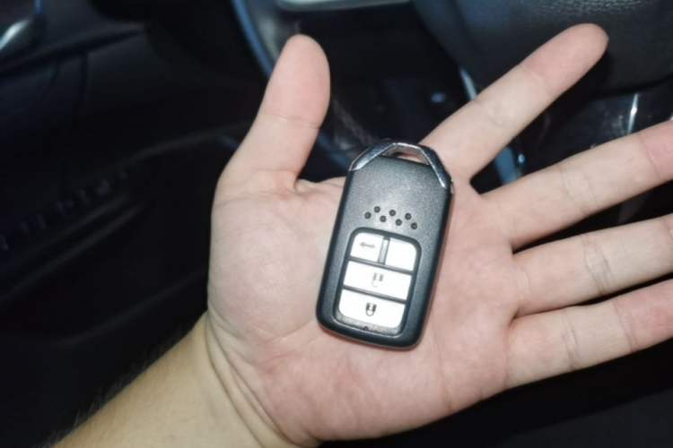 Used Honda Civic 2019 220TURBO CVT Power Edition China VI Emission Standard Vehicle Key