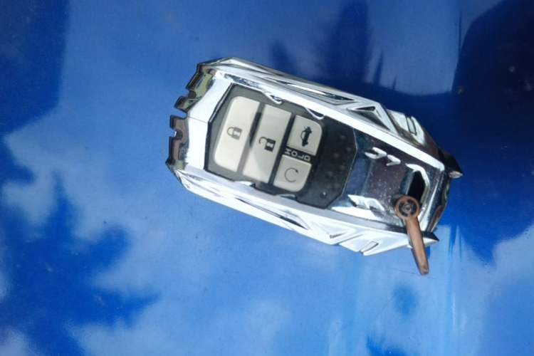 Used Honda Civic 2019 220TURBO CVT Dynamic Edition China VI Emission Standard Vehicle Key
