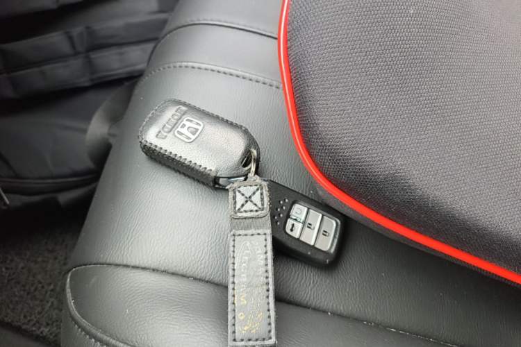 Used Honda Civic 2019 220TURBO CVT Dynamic Edition China VI Emission Standard Vehicle Key