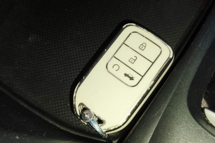 Used Honda Civic 2019 220TURBO CVT Dynamic Edition China VI Emission Standard Vehicle Key