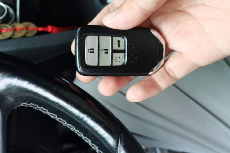 Used Honda Civic 2019 220TURBO CVT Power Edition China VI Emission Standard Vehicle Key
