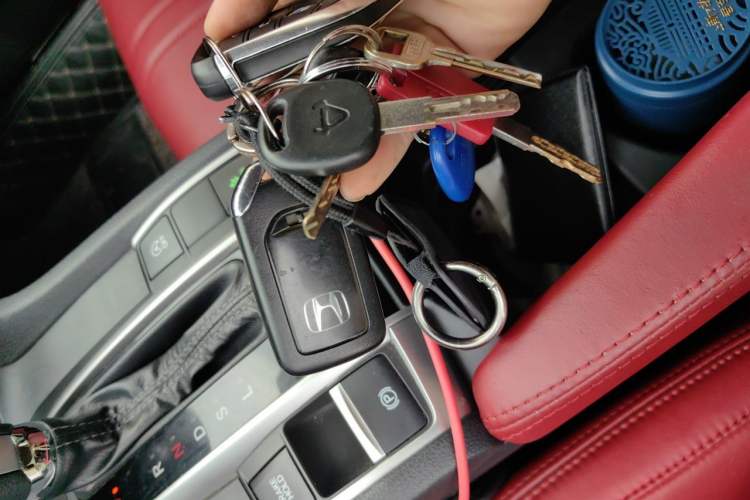 Used Honda Civic 2019 220TURBO CVT Dynamic Edition China V Emission Standard Vehicle Key