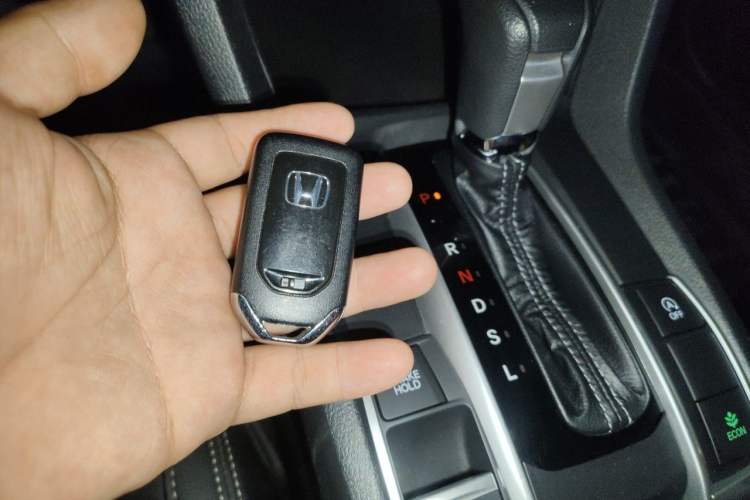 Used Honda Civic 2019 180TURBO CVT Shangdong Edition China V Vehicle Key