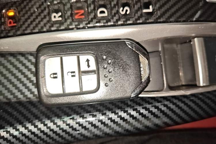 Used Honda Civic 2019 220TURBO CVT Dynamic Edition China V Emission Standard Vehicle Key