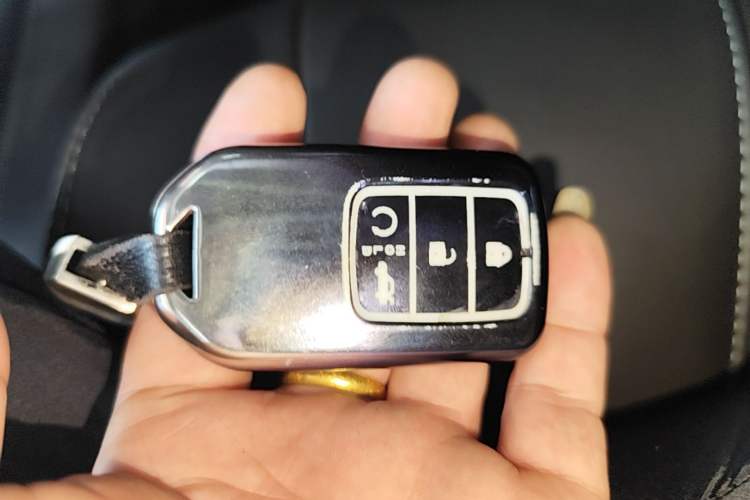 Used Honda Civic 2019 220TURBO CVT Dynamic Edition China VI Emission Standard Vehicle Key