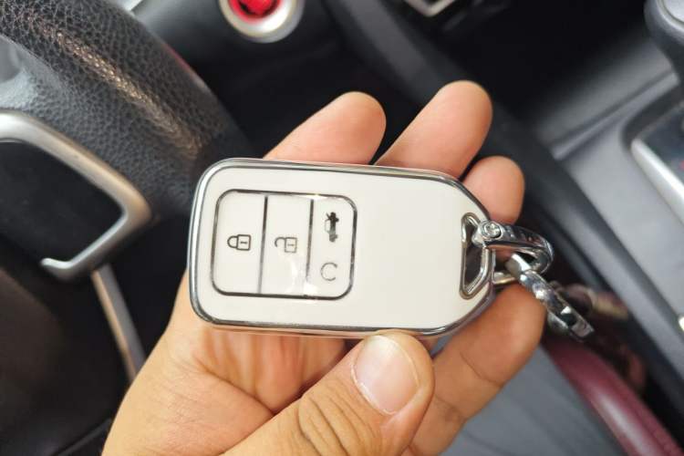 Used Honda Civic 2019 220TURBO CVT Dynamic Edition China VI Emission Standard Vehicle Key