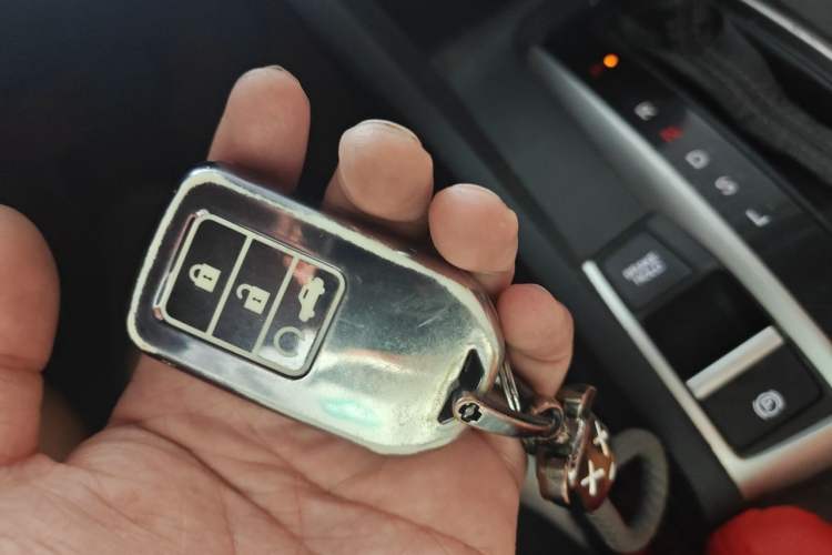 Used Honda Civic 2019 220TURBO CVT Dynamic Edition China VI Vehicle Key