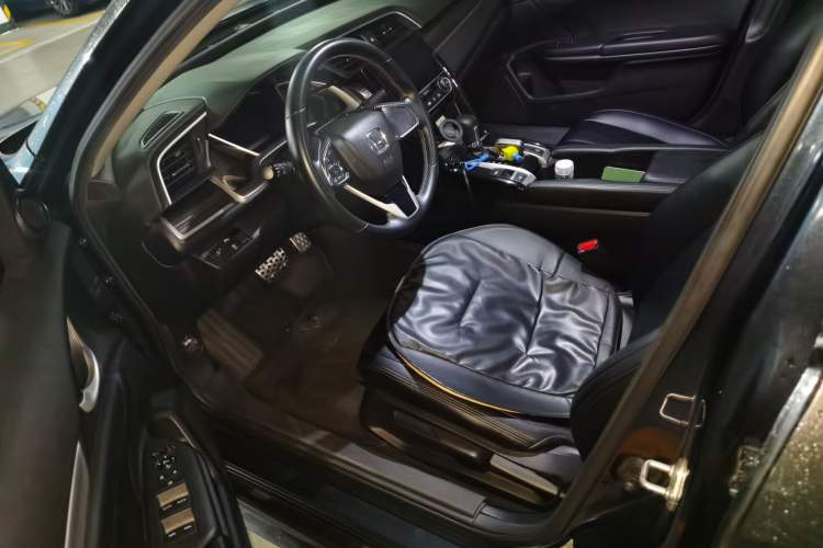 Used Honda Civic 2019 220TURBO CVT Dynamic Edition China VI Emission Standard Driver Seat