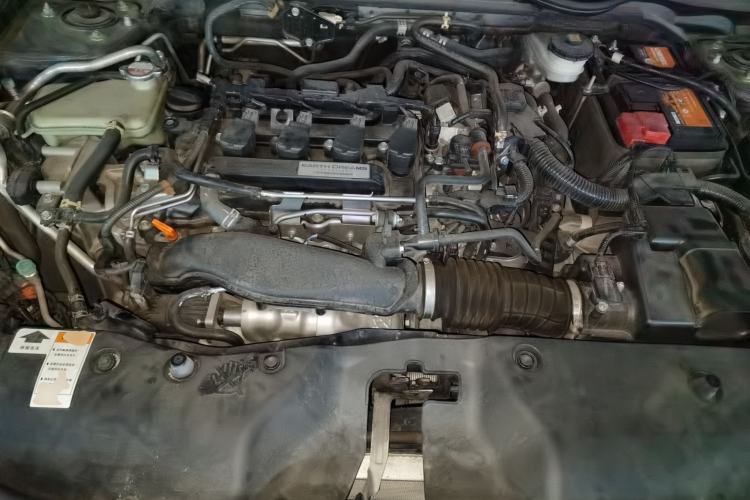 Used Honda Civic 2019 220TURBO CVT Dynamic Edition China VI Emission Standard Engine Bay