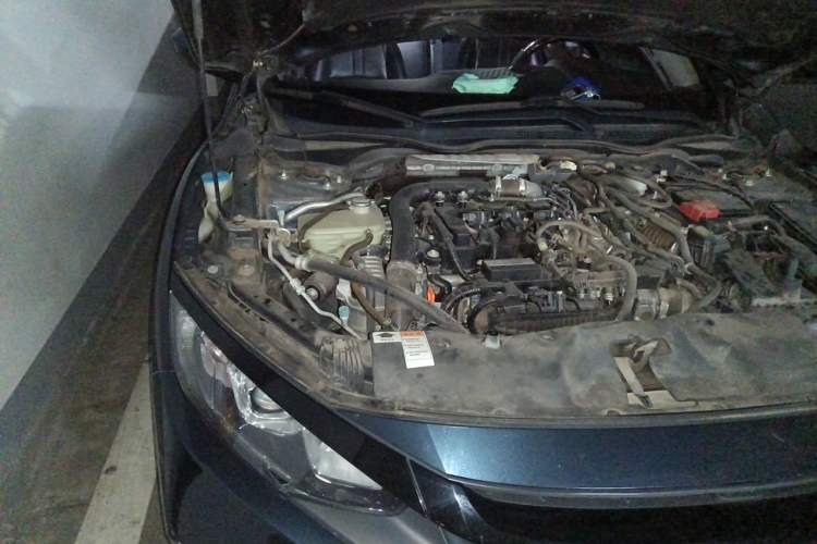 Used Honda Civic 2019 180TURBO CVT Shangdong Edition China VI Engine Bay Right