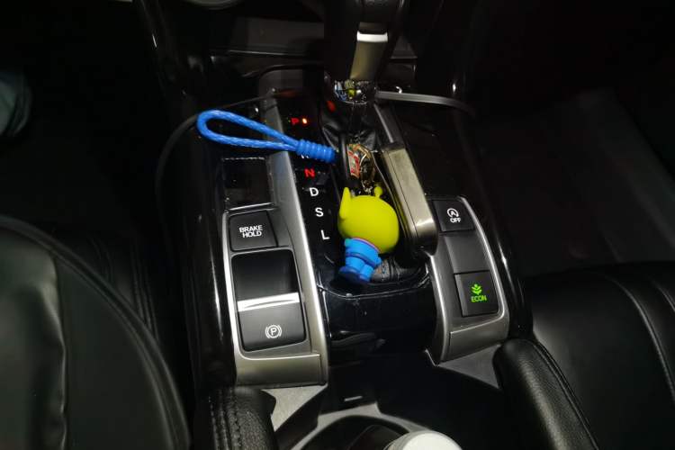 Used Honda Civic 2019 220TURBO CVT Dynamic Edition China VI Emission Standard Gear Lever