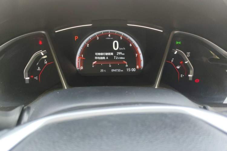 Used Honda Civic 2019 220TURBO CVT Dynamic Edition China VI Emission Standard Odometer Close Up