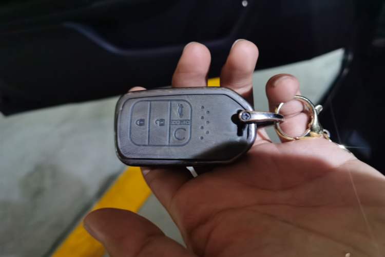 Used Honda Civic 2019 220TURBO CVT Dynamic Edition China VI Emission Standard Vehicle Key